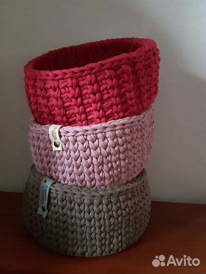Вязаные корзинки