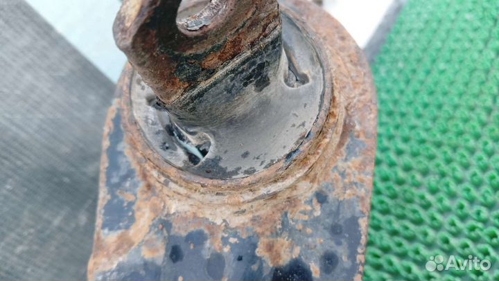 Рычаг нижний Ford C-MAX Focus II