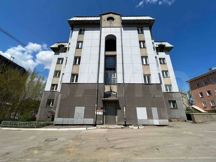 2-к. квартира, 75 м², 4/5 эт.