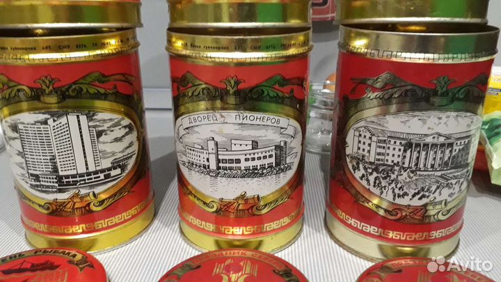 5 банок жестяных для круп