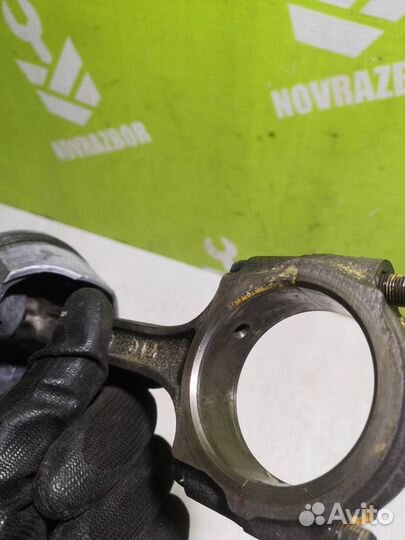 Поршень с шатуном Сузуки Балено 98-07