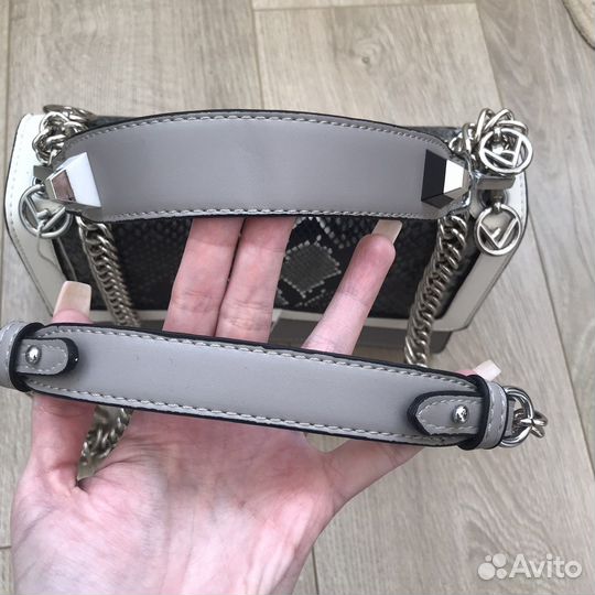 Новая сумка компактная