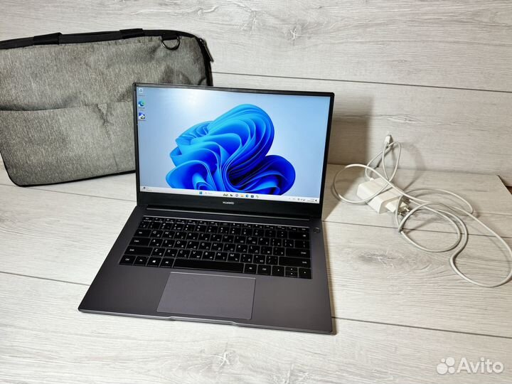 Ультрабук Huawei Matebook D14 Ryzen5 3500u