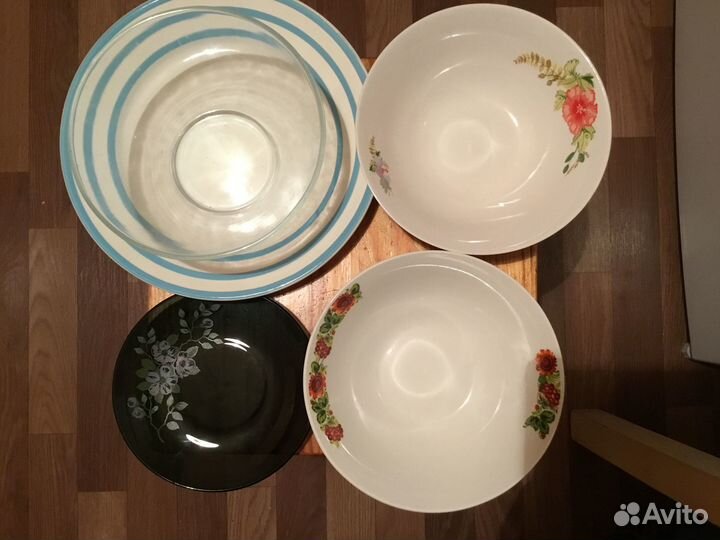 Тарелки, лимонница, сахарницы, масленки
