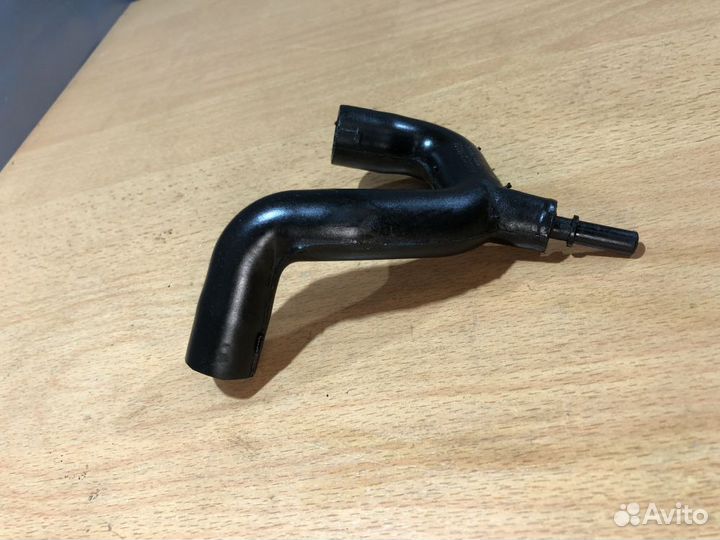 Шланг вентиляции картер. газов Renault Duster I (2