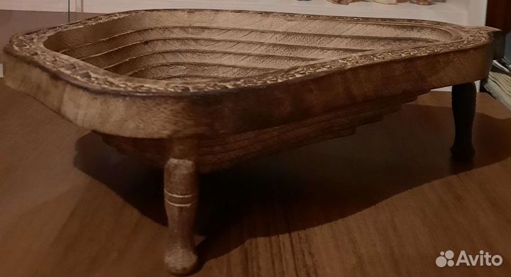 Блюдо из дерева,пр-во Индии, в виде груши,342310