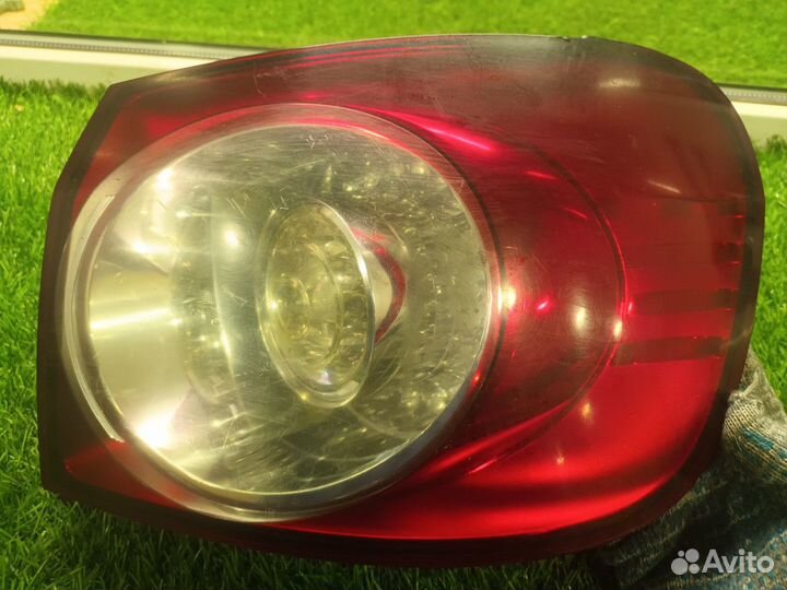 Фонарь задний правый наружный VW Golf 5+