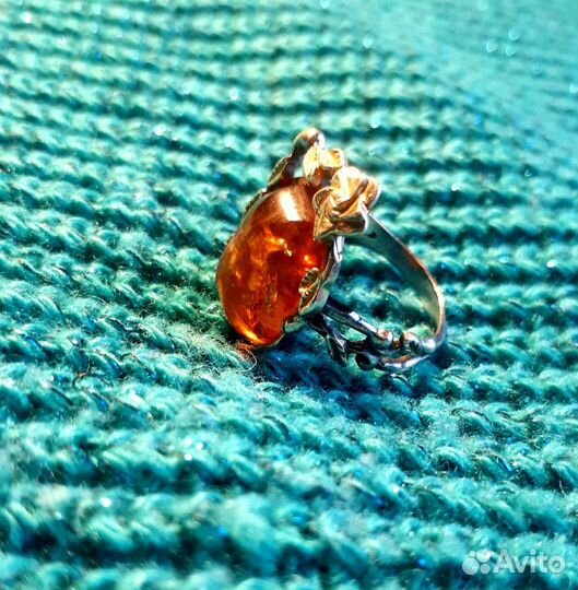 Серебряное кольцо женское