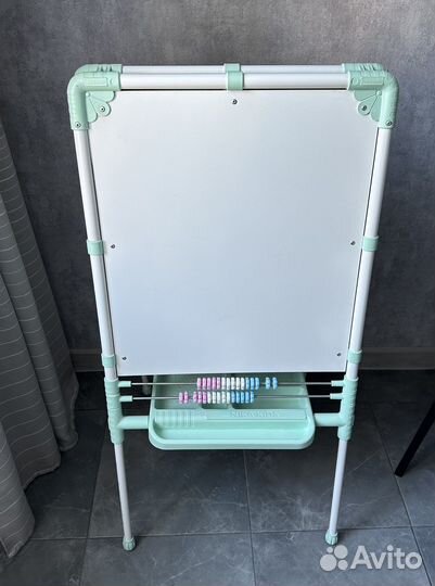 Мольберт двусторонний