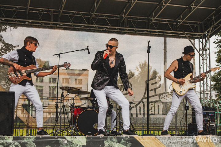 Кавер-группа на свадьбу, день рождения, юбилей