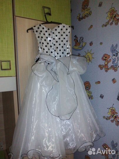 Платье на девочку