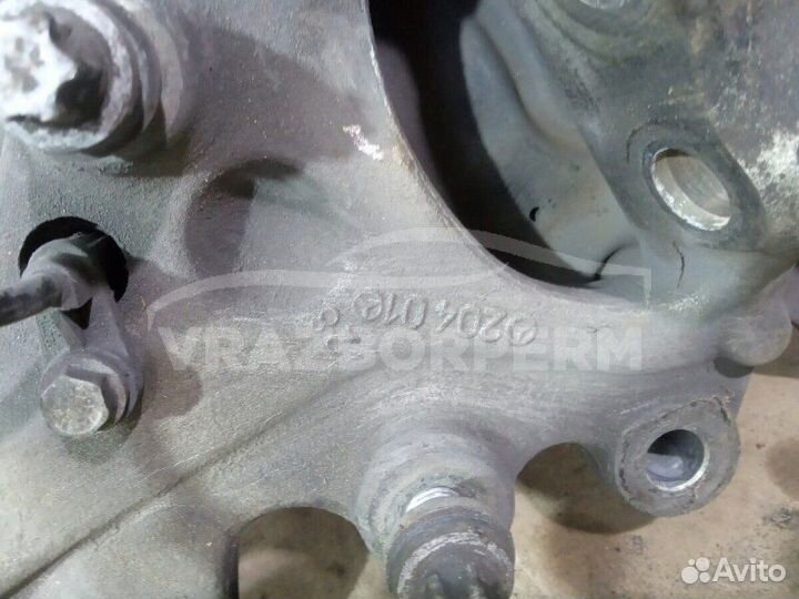 Кулак поворотный передний левый Mercedes-Benz C