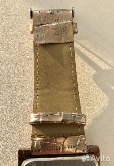 Часы женские DWL кристаллы стразы