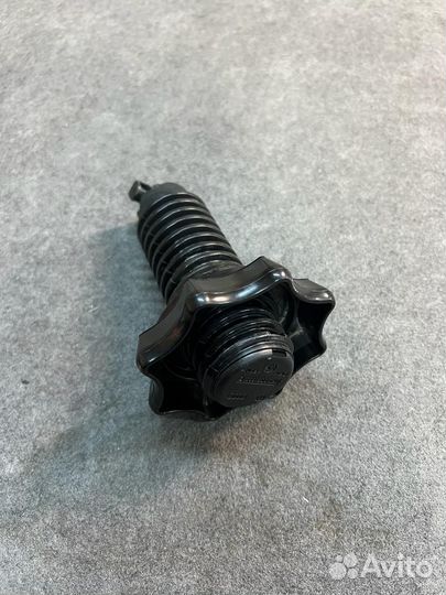 Кронштейн крепления запасного колеса Шкода Йети