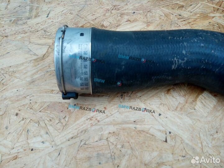 Патрубок интеркулера правый BMW 5 F07/F10/F11 2012