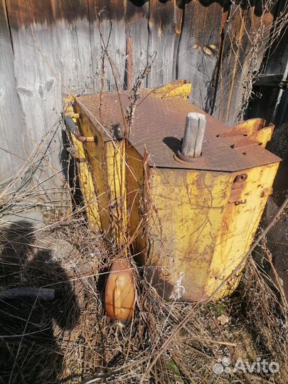 Топливный бак К700