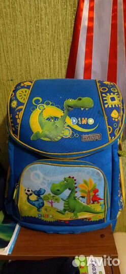 Рюкзаки ранцы, в том числе для школы