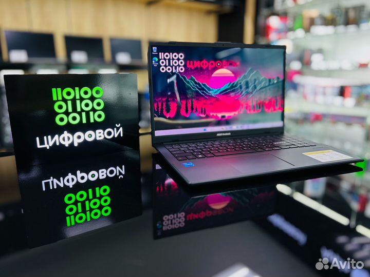 Мощный ноутбук asus oled/Core i3-N305/DDR4-8/M.2