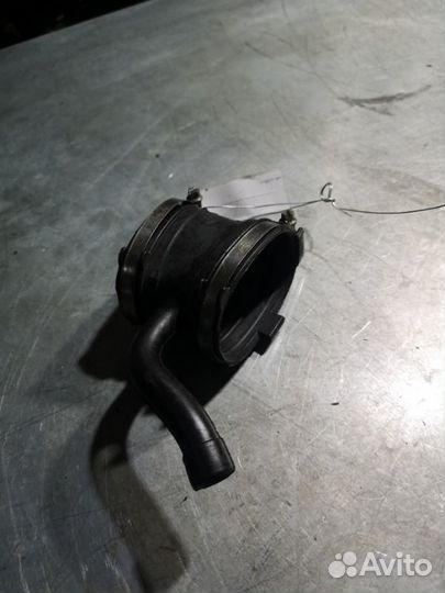 Патрубок (трубопровод, шланг) Mercedes S-Class