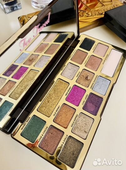 Тени too faced chocolate gold
