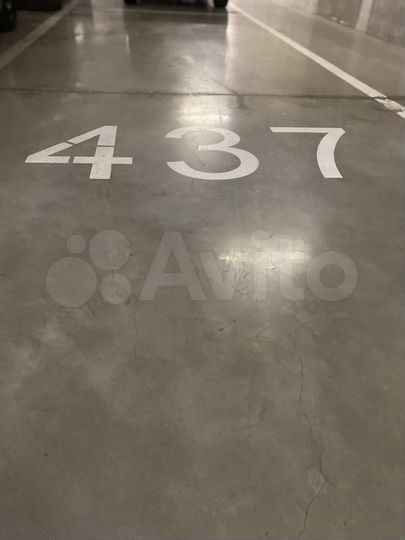 Машиноместо, 13 м²