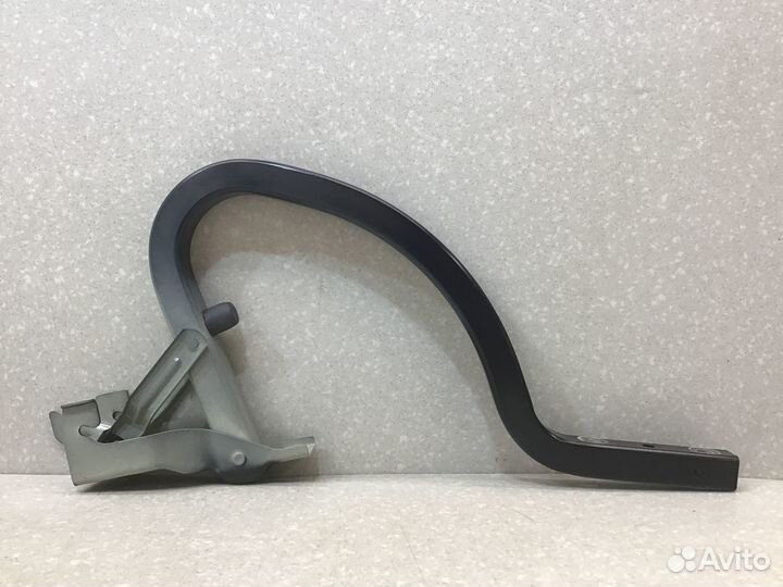 Петля крышки багажника Kia Cerato 2018