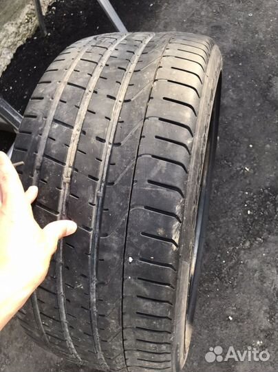 Pirelli P Zero 275/35 R21 и 35/12.5 R5.5 20