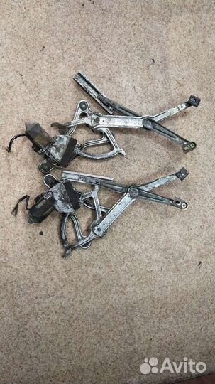 Передние стеклоподъёмники Mercedes-Benz w124