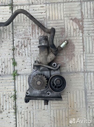 Помпа Форд Фокус 1 2.0 Split Port