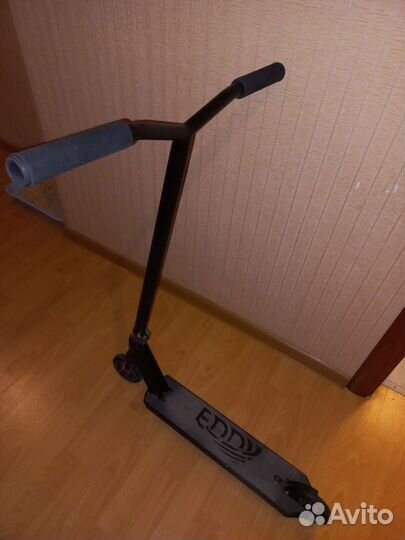 Трюковой самокат Tech team eddy