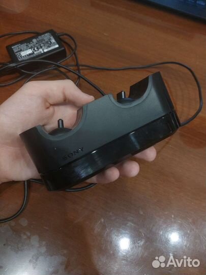 Зарядная станция для геймпадов Playstation 4