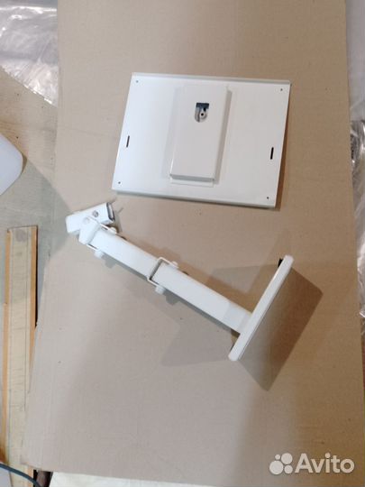 Кронштейн для телевизора поворотный