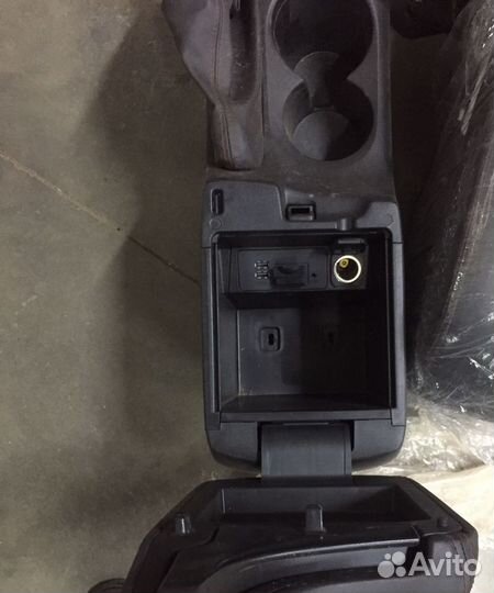 Подлокотник для Мазда 3 бм 2013-2018г