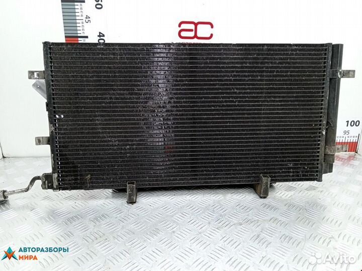 Радиатор кондиционера Audi Q5 8R 2012