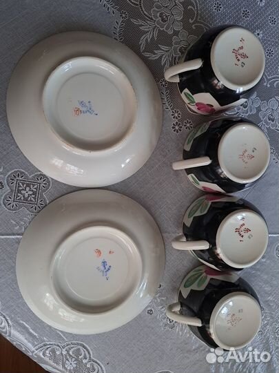 Чайная пара цветы на черном Вербилки,цена за все