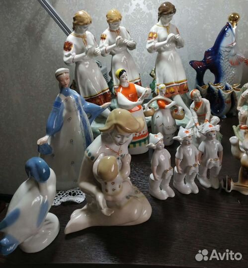 Фарфоровые статуэтки
