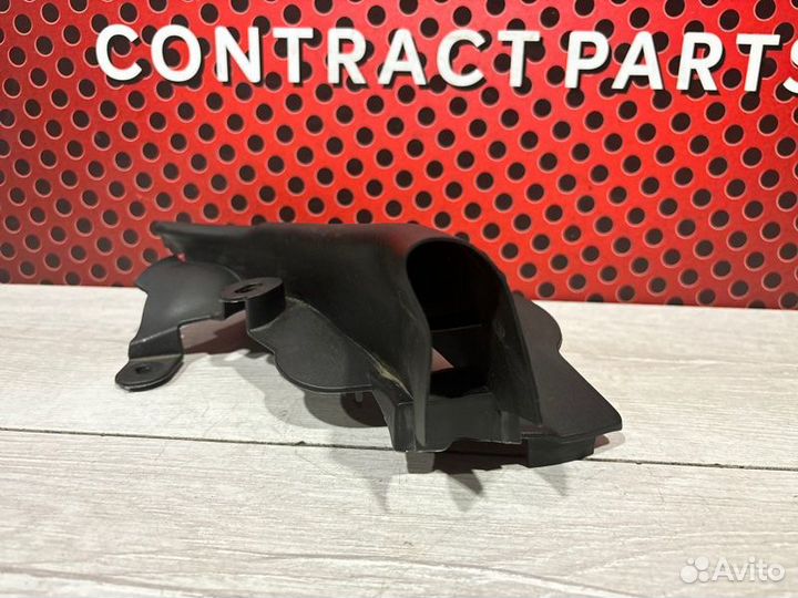 Уплотнитель капота Bmw 5 G30 B48B20A 2.0Б 2019