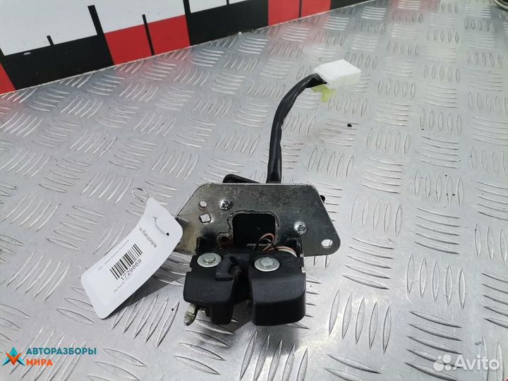 Замок багажника Alfa Romeo 159 2008 50505990