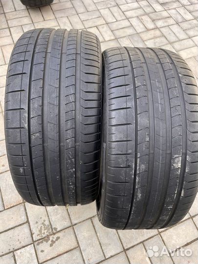 Pirelli P Zero 275/35 R21