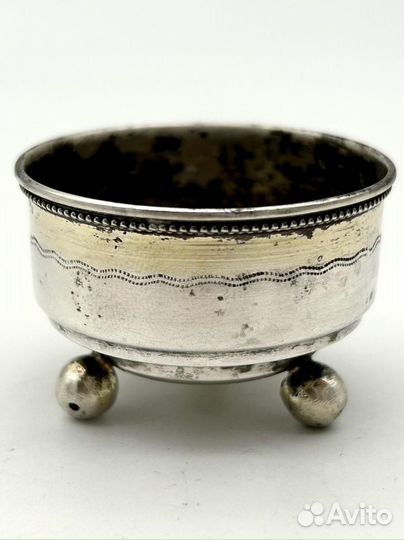 Солонка на ножках шариках серебро 84 проба, 14,5 г