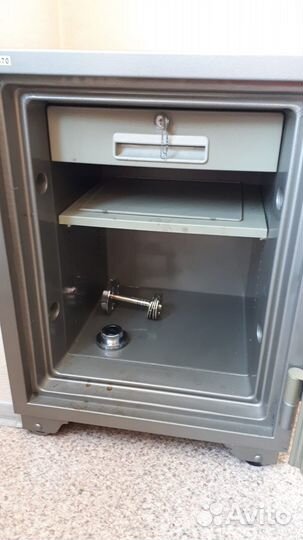 Сейф б/у Topaz BSD-670