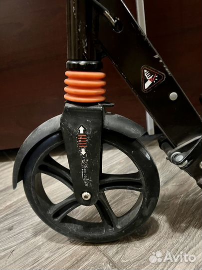 Самокат взрослый складной бу в хорошем состоянии