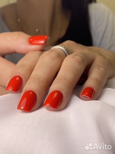 Маникюр и педикюр