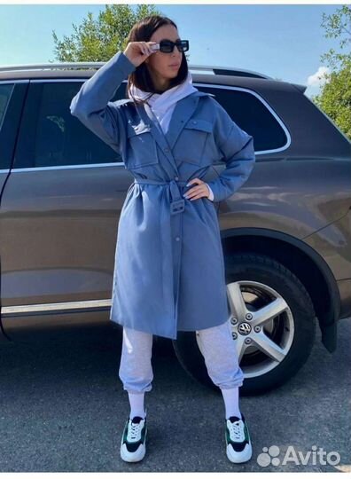 Плащ пальто