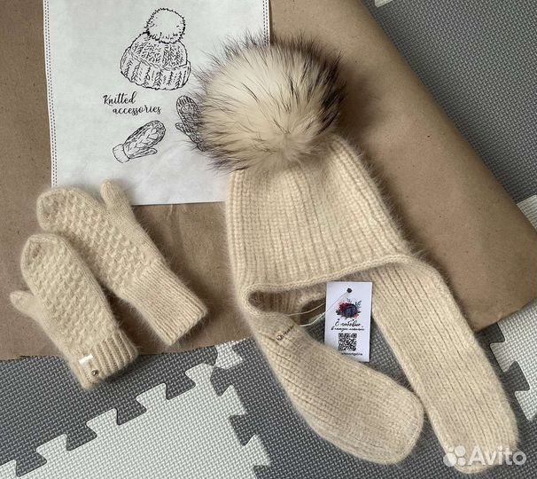 Шапочка с ушками + варежки(комплект детский)