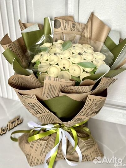 Букет из шоколадных пельменей