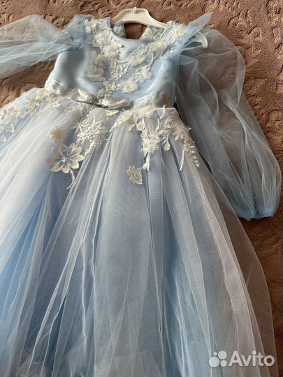 Нарядное платье для девочки