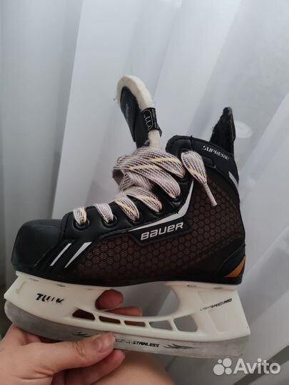 Хоккейные коньки bauer