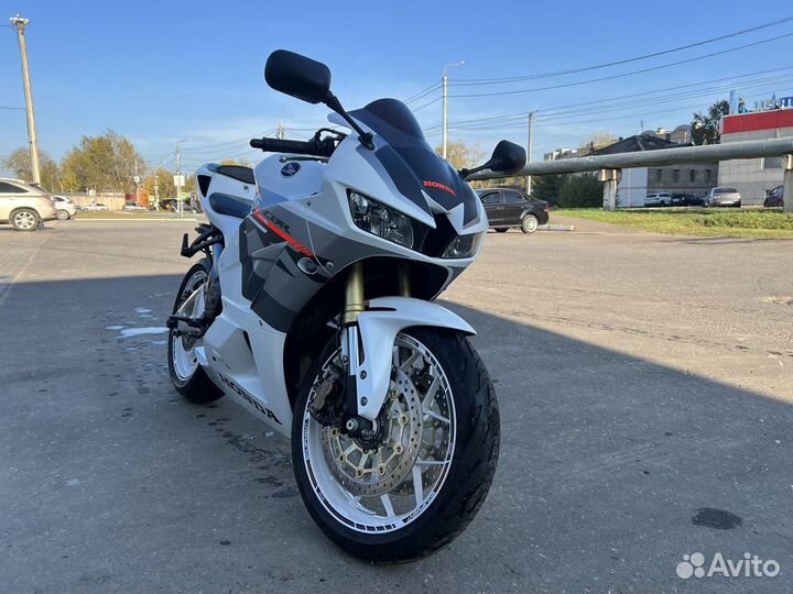 Honda CBR 600RR 2013