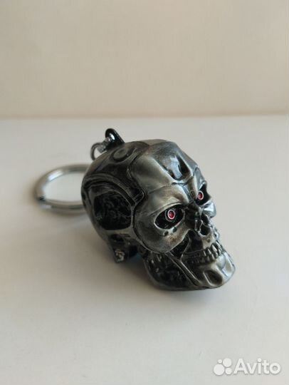 Брелок Череп Терминатора